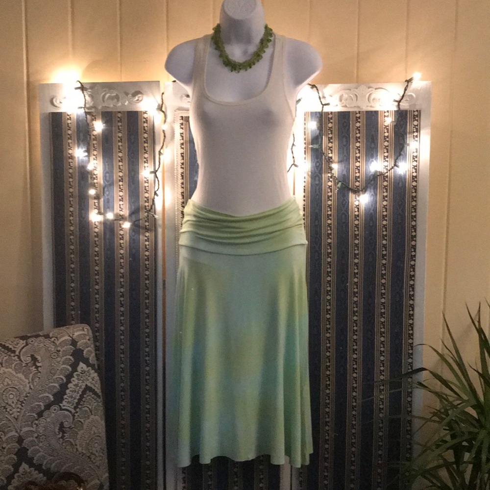 Three Dots Tie-Dye Green/White Jersey Skirt